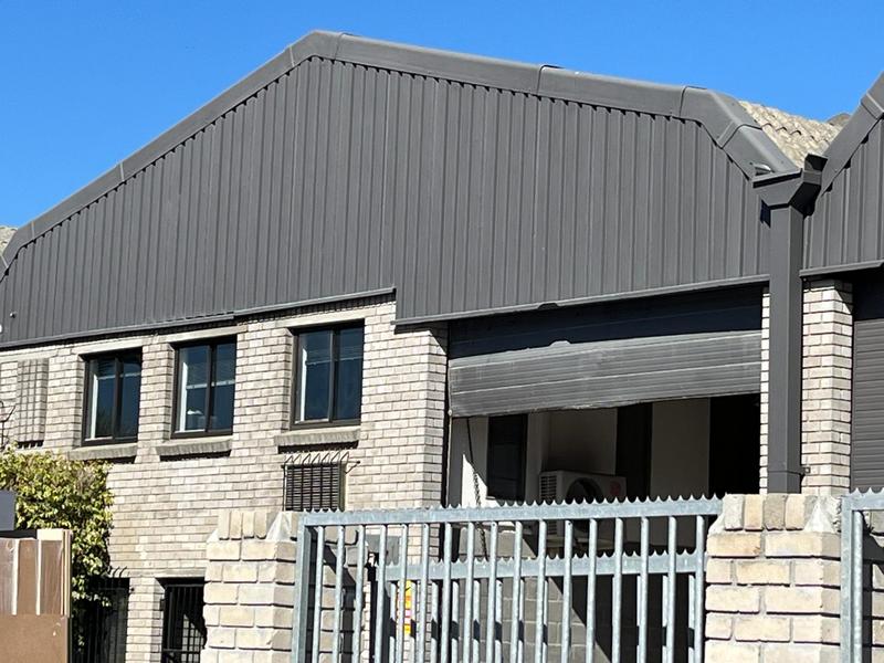 To Let Commercial Property for Rent in Montague Gardens Western Cape